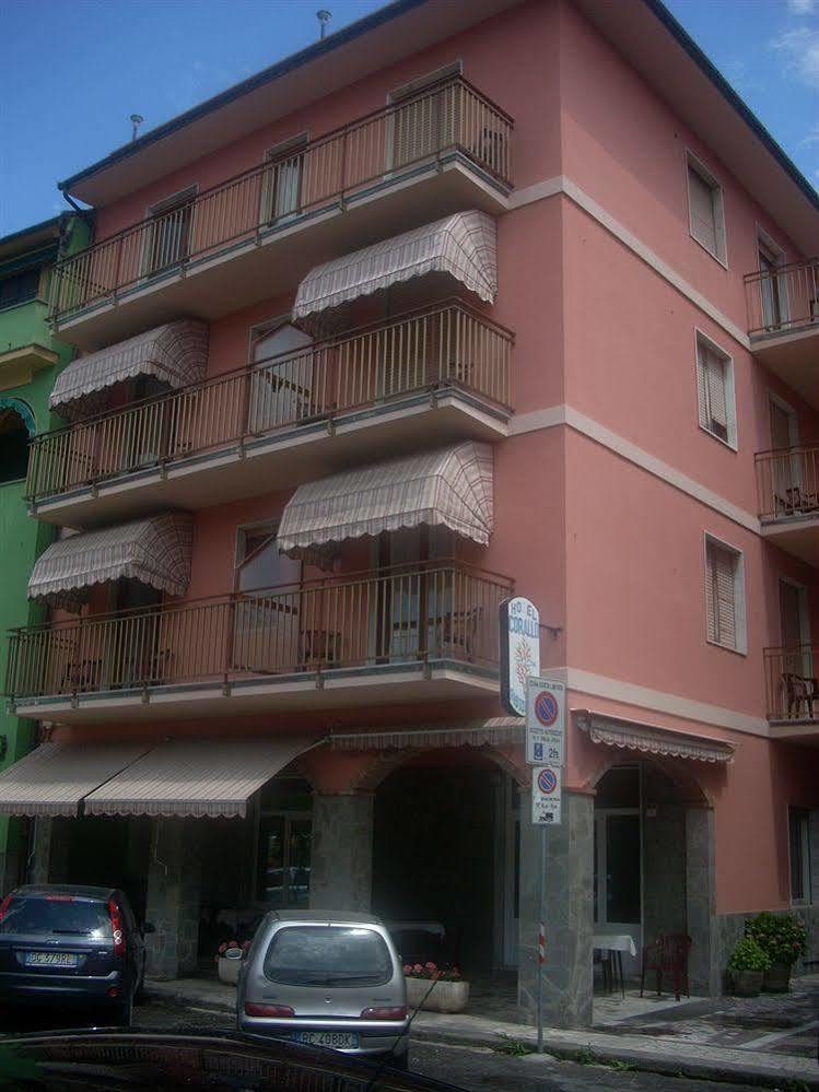 Hotel Corallo モネーリア エクステリア 写真